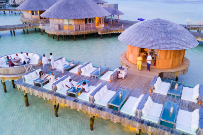 Overseas by Mathias Dahlgren